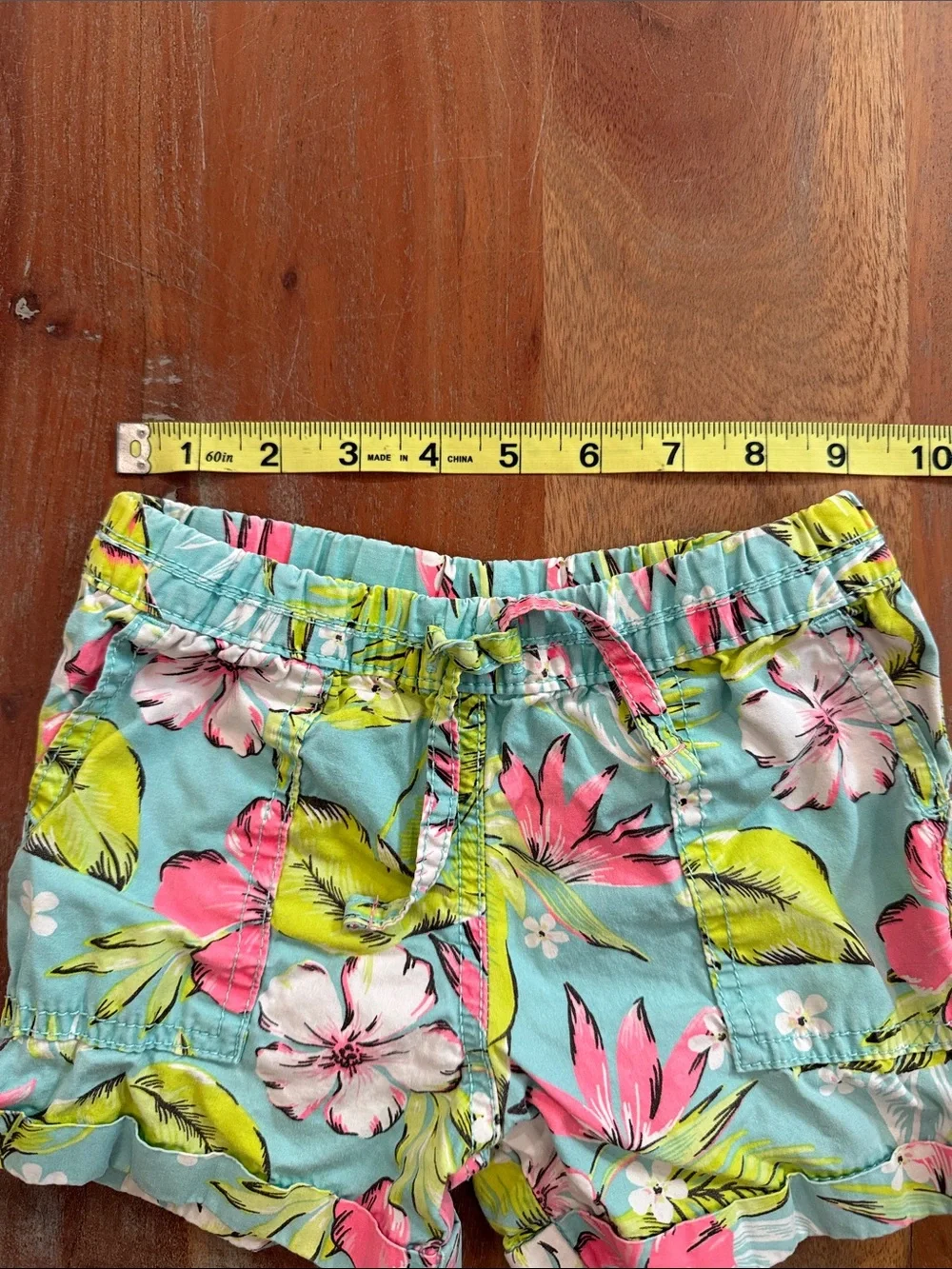 Carter’s Green Blue Floral Shorts size 4